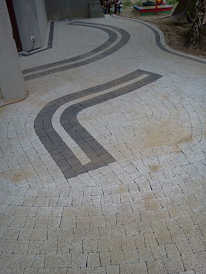 Brukmax: image 4 0f 135 thumb